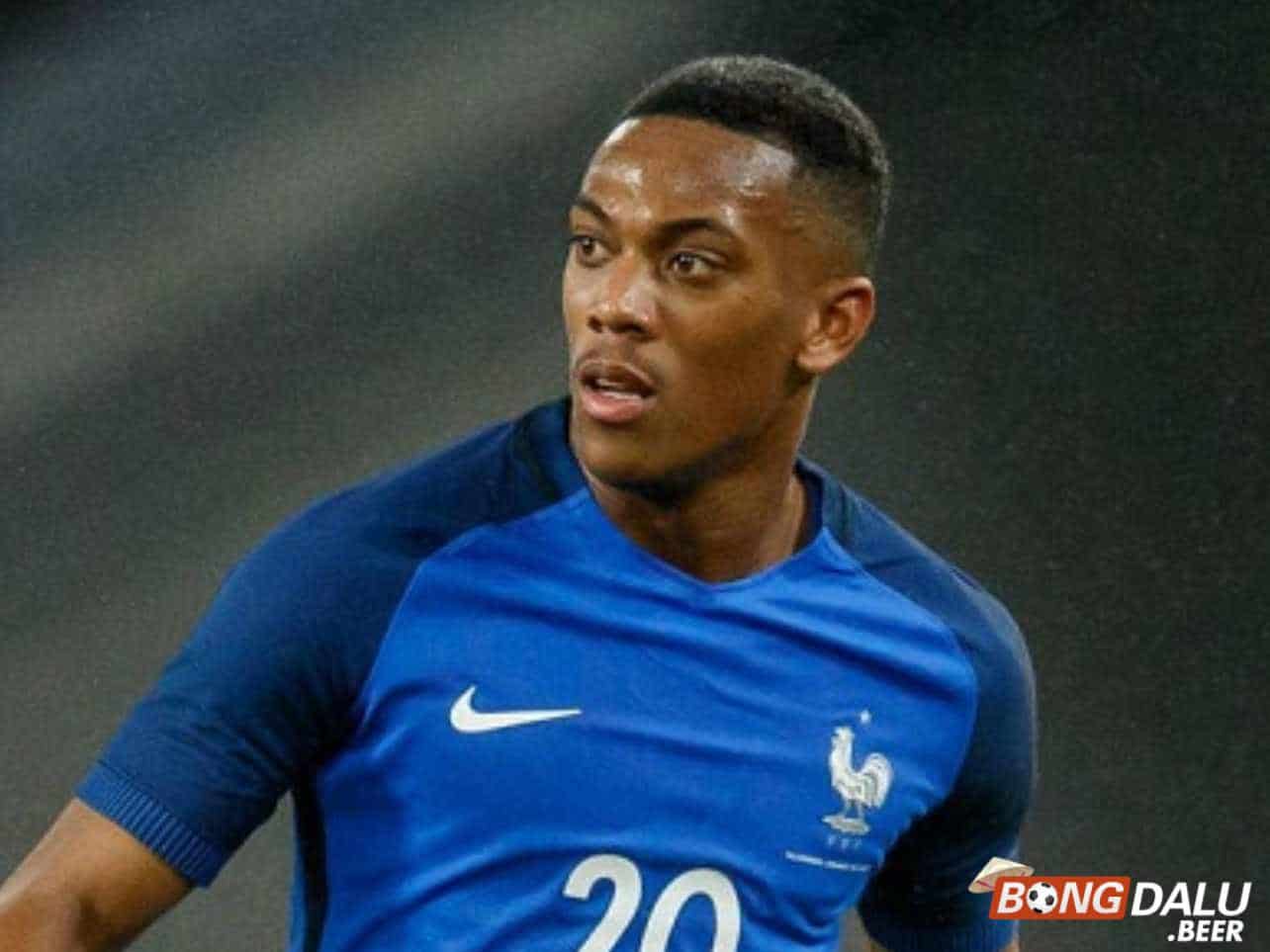 Martial không được đánh giá quá cao trong màu áo đội tuyển Pháp